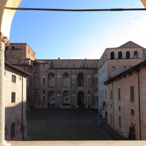 Rocca Viscontea (o Cittadella, resti) - Palazzo Farnese, cortile foto di: |Carlo Pagani| - Archivio fotografico del Comune di Piacenza